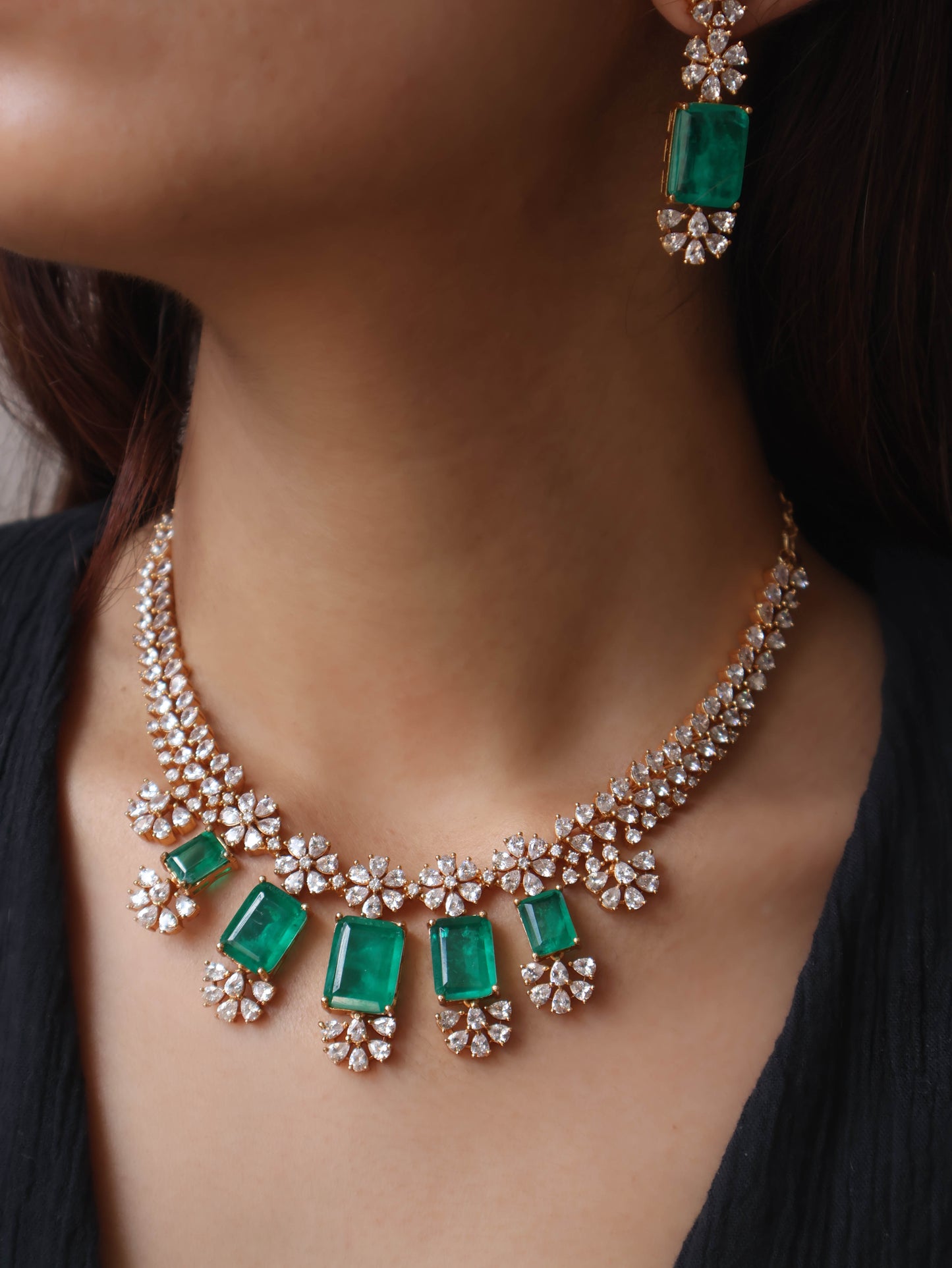 Diwit Green Polki Necklace Set