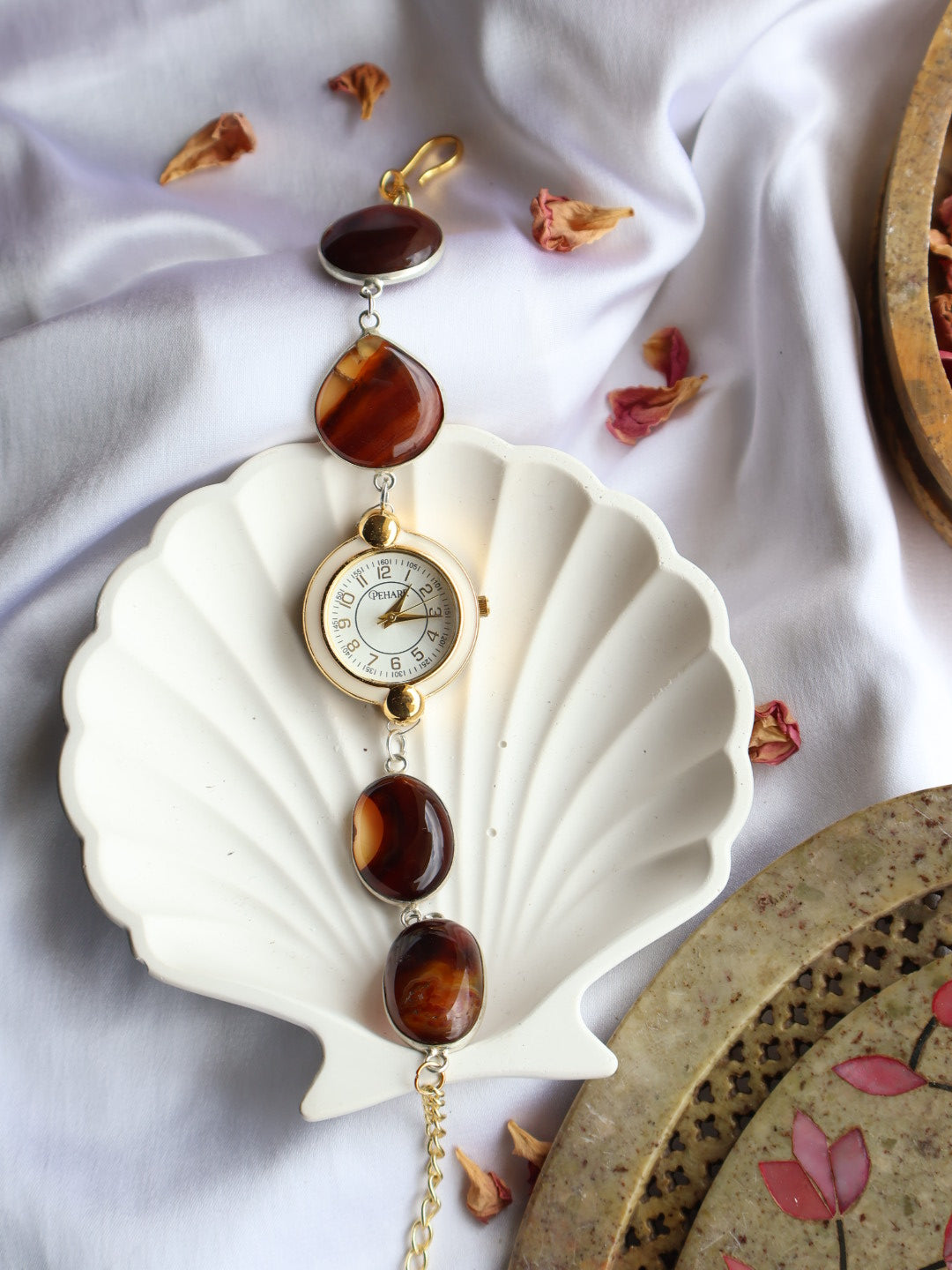 Hazel Swirl Wrist Watch