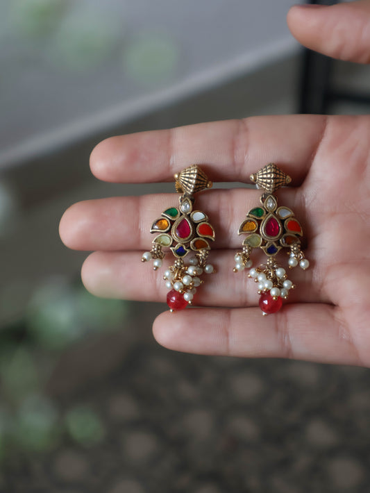 Olina Pendant Necklace Set