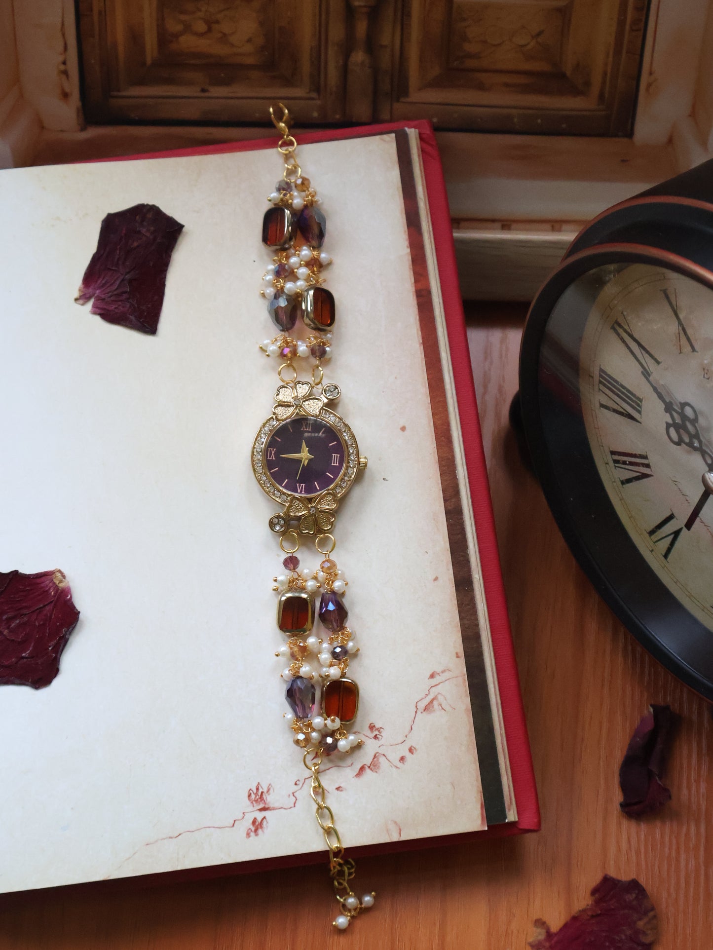 Cika Brown Wrist Watch