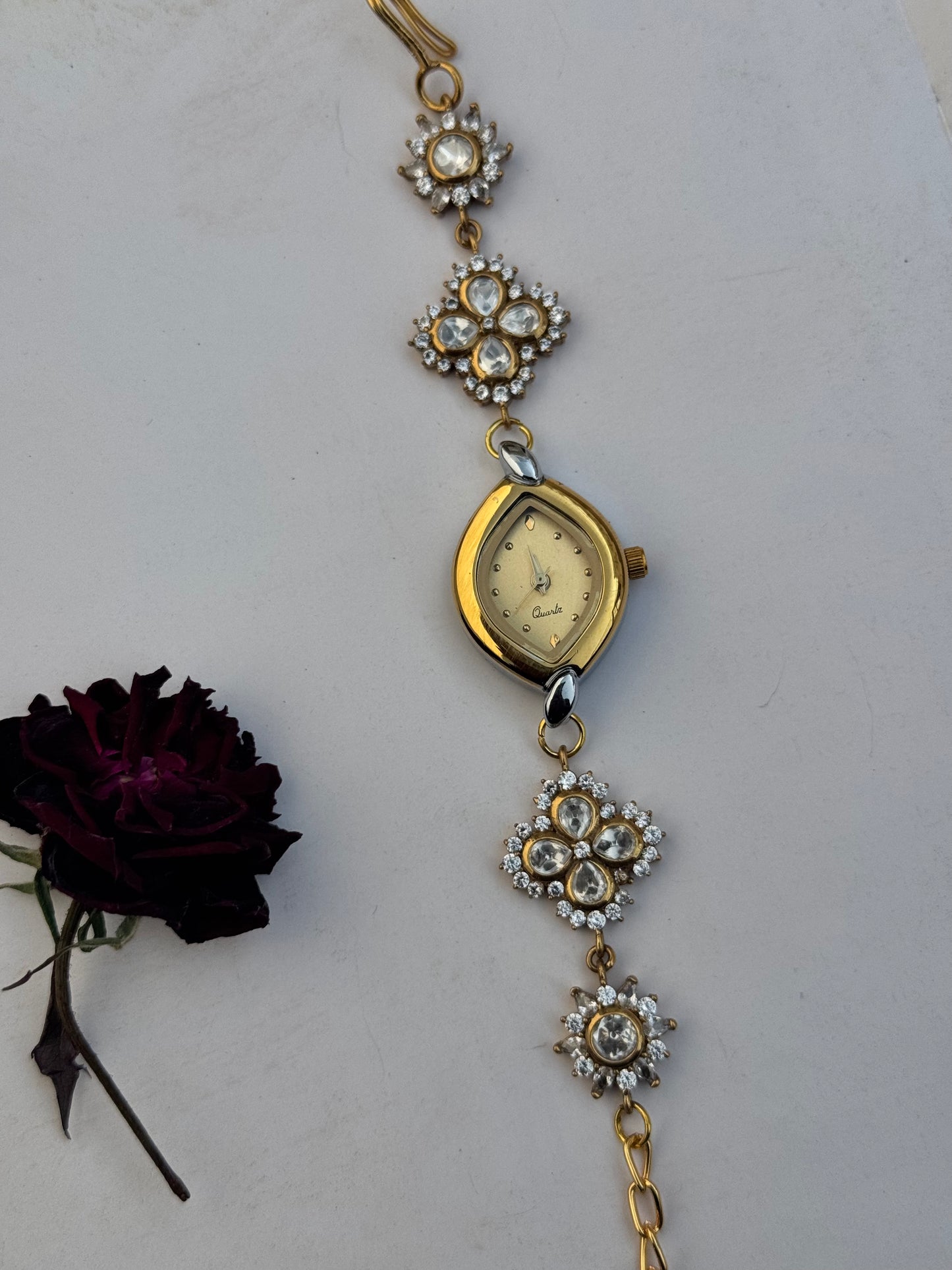 Ozel Polki Wrist Watch