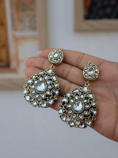 Vyas Kundan Necklace Set