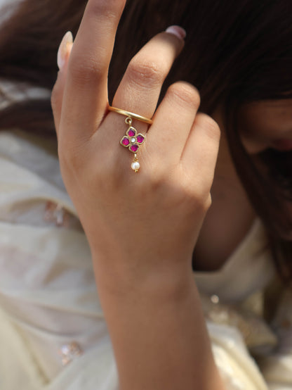 Akasa Kundan Ring