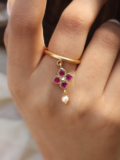 Akasa Kundan Ring