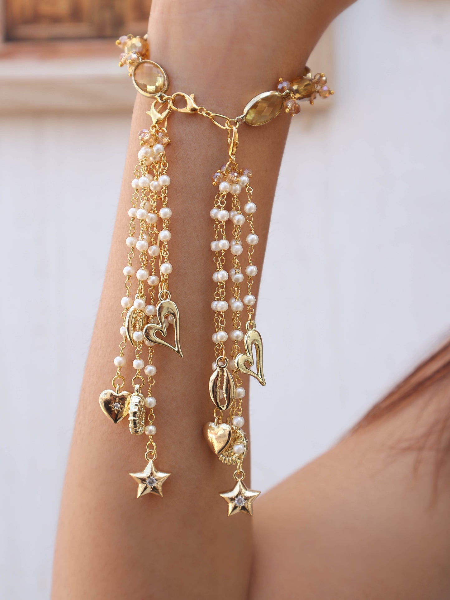 Darya Charms Wrist Watch with Detachable Hangings