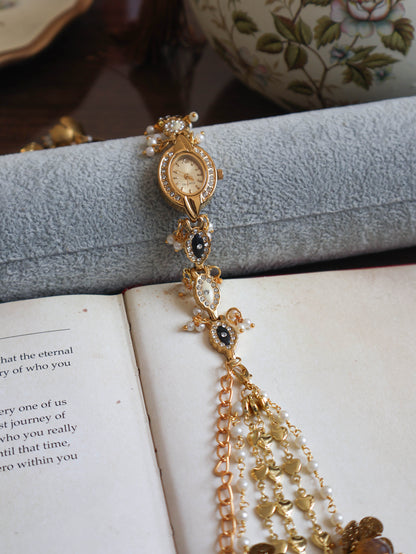 Sun Rays Wrist Watch with Detachable Hangings