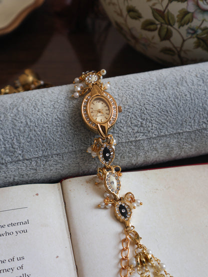 Sun Rays Wrist Watch with Detachable Hangings