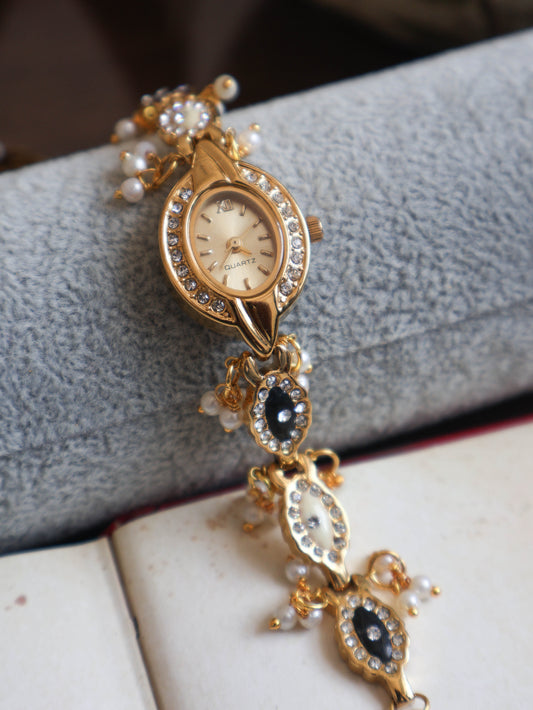 Sun Rays Wrist Watch with Detachable Hangings