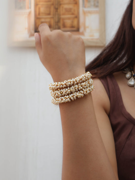 Prisha Pearl Bracelet