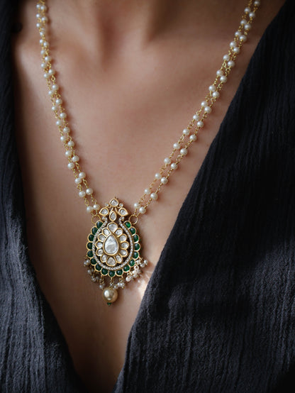 Agnis Green Polki Pendant Necklace