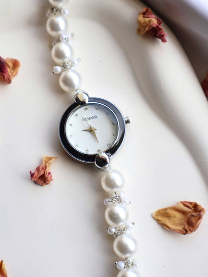 Pearl Luna Wrist Watch