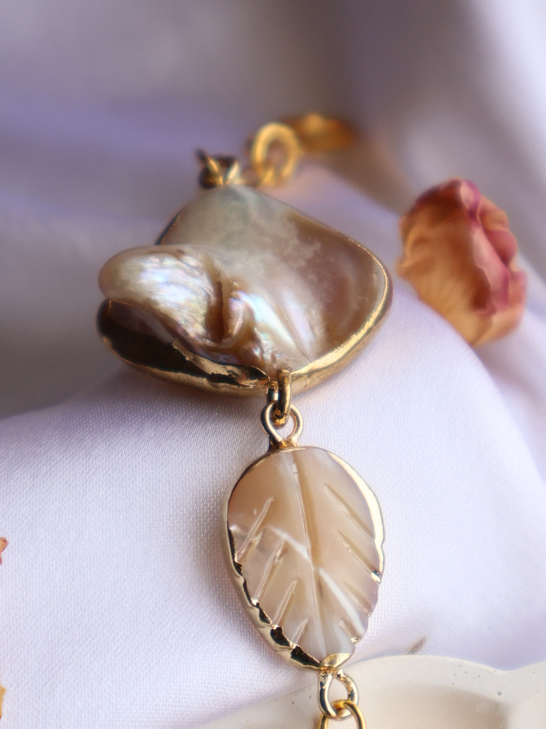 Feather Leaf Wrist Watch