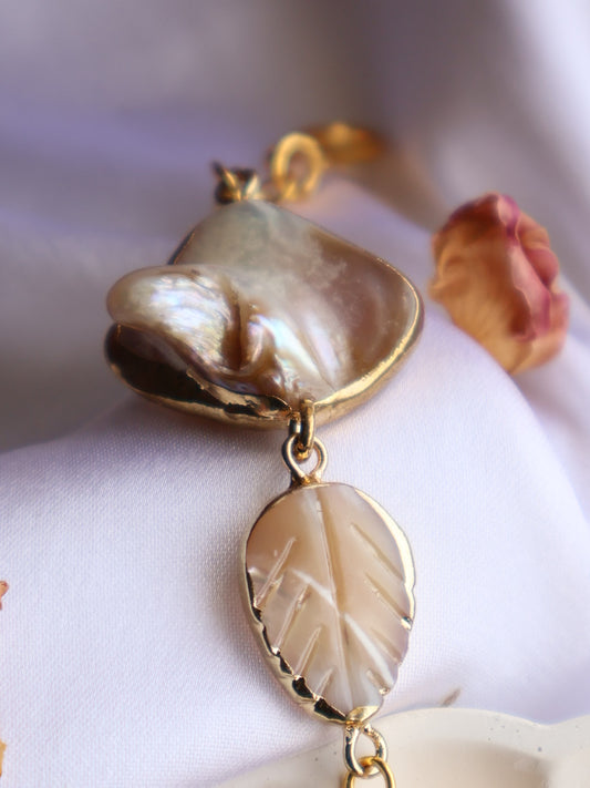 Feather Leaf Wrist Watch