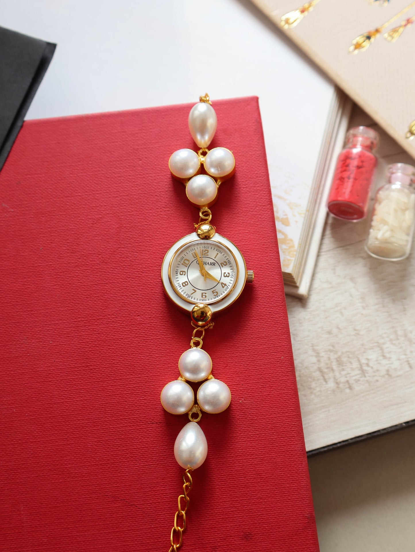 Loom Pearl Wrist Watch