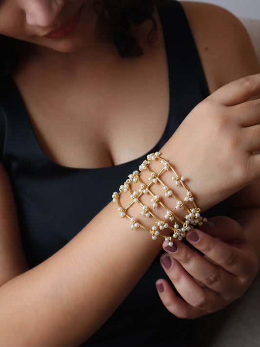 Stella Pearl Bracelet