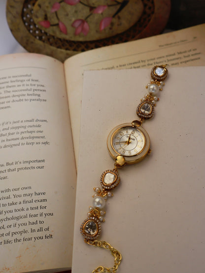 Antique Dial Polkis & Pearls Wrist Watch