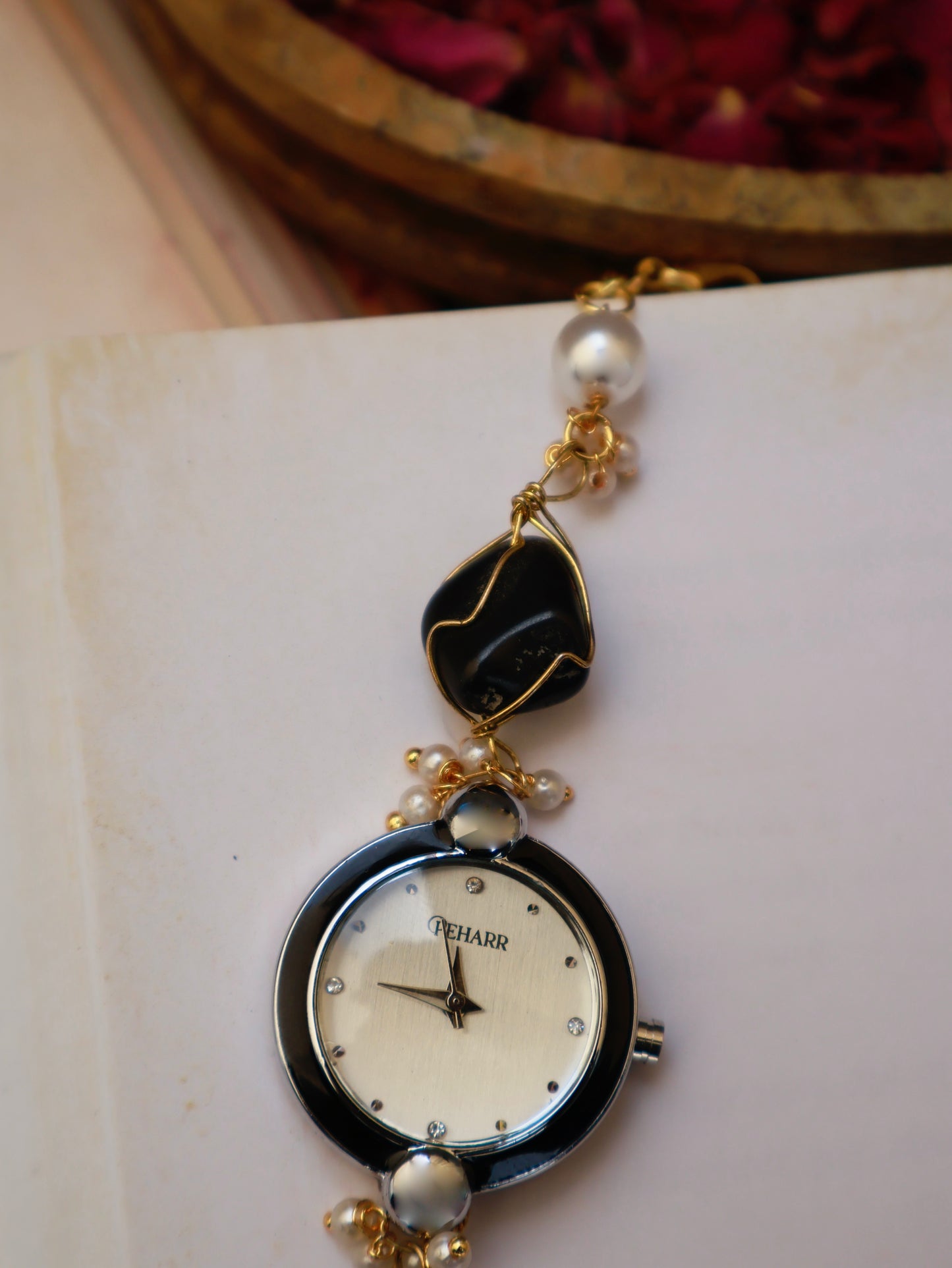 Vintage Black & White Wrist Watch