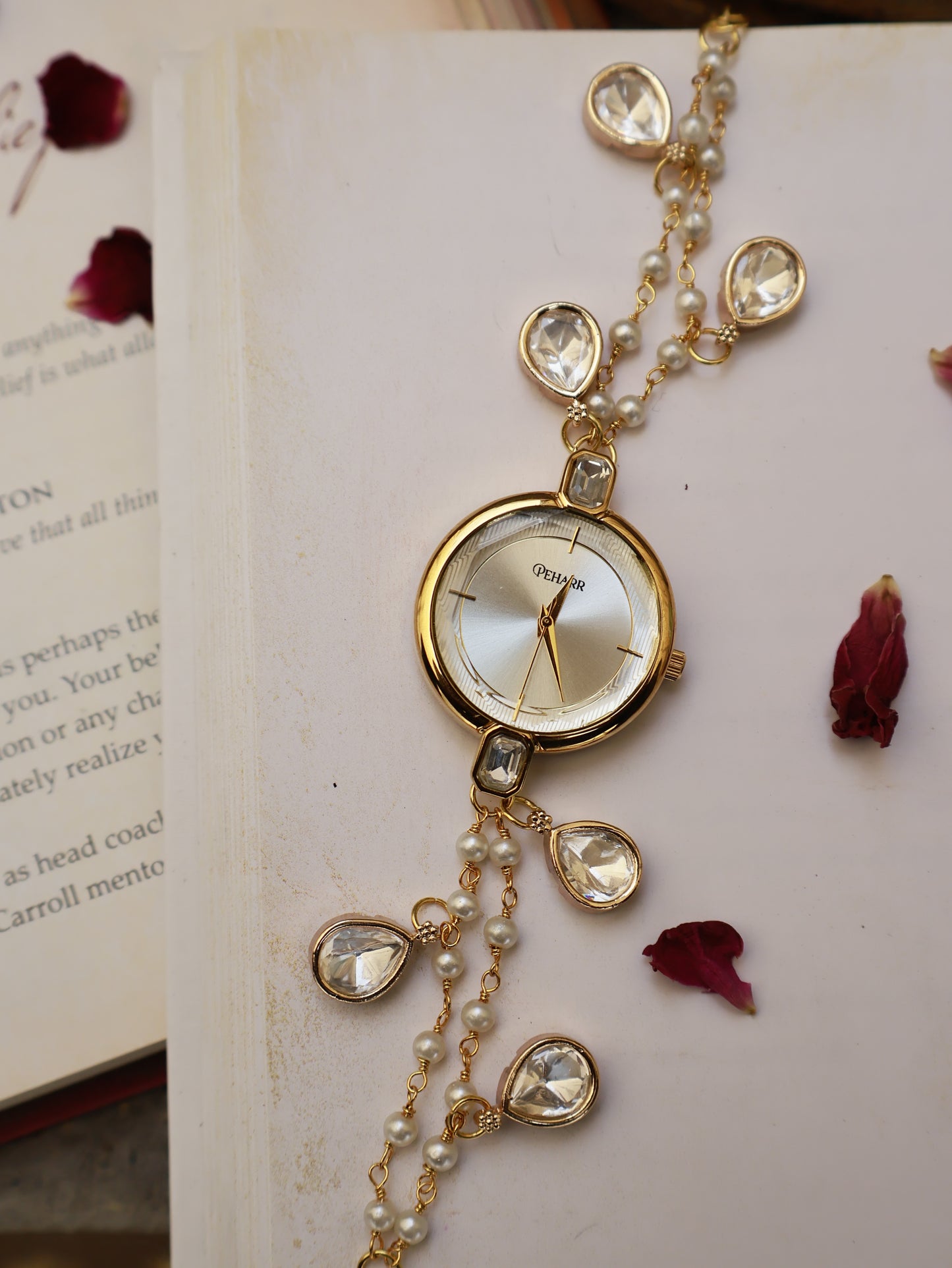 Polkis Drops Pearl Wrist Watch