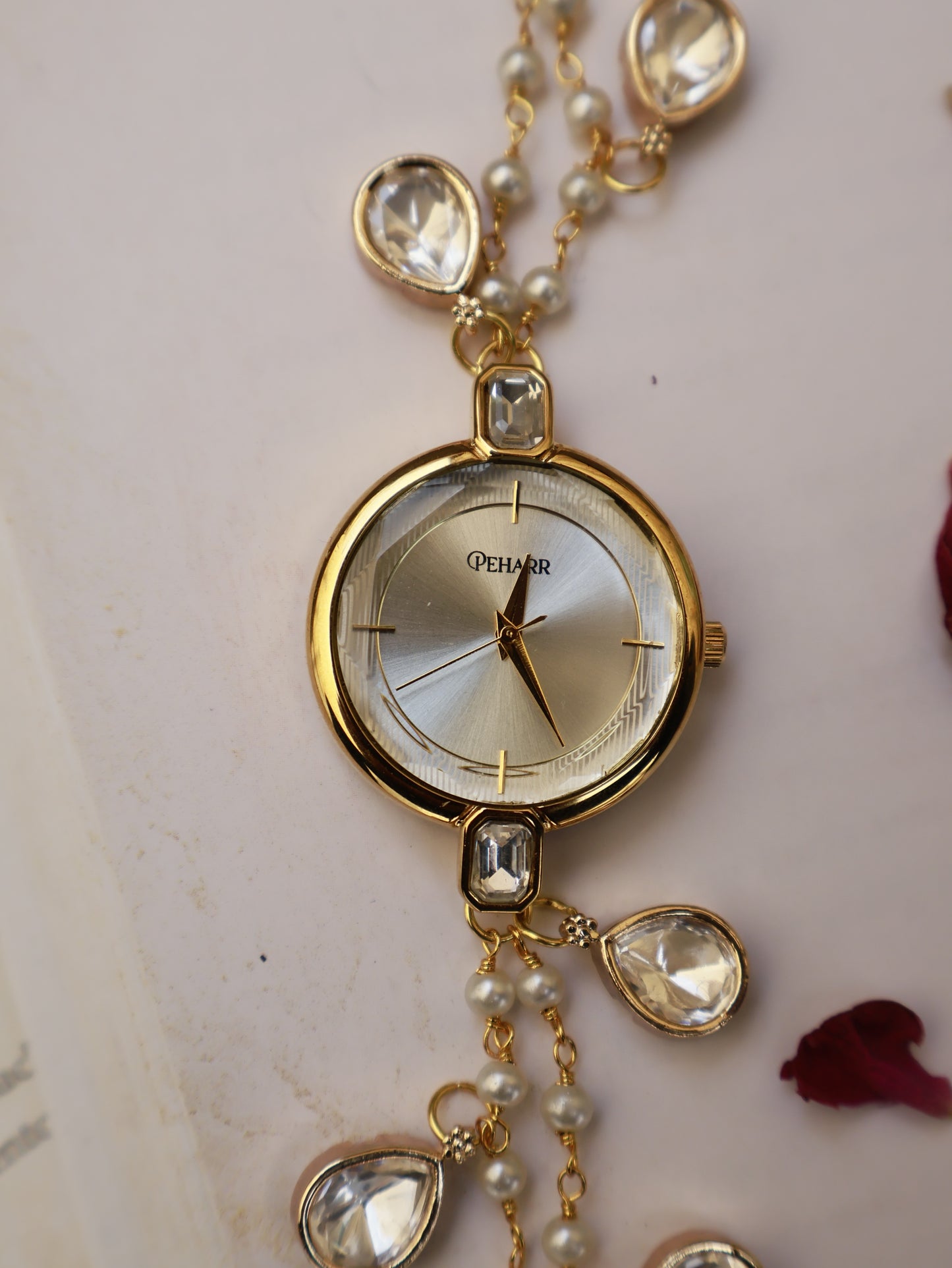 Polkis Drops Pearl Wrist Watch