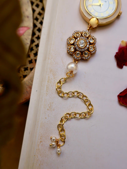 Polkis Plucks Pearl Wrist Watch