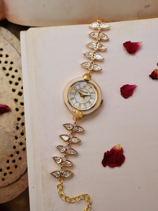 Polkis Spikes Band Wrist Watch