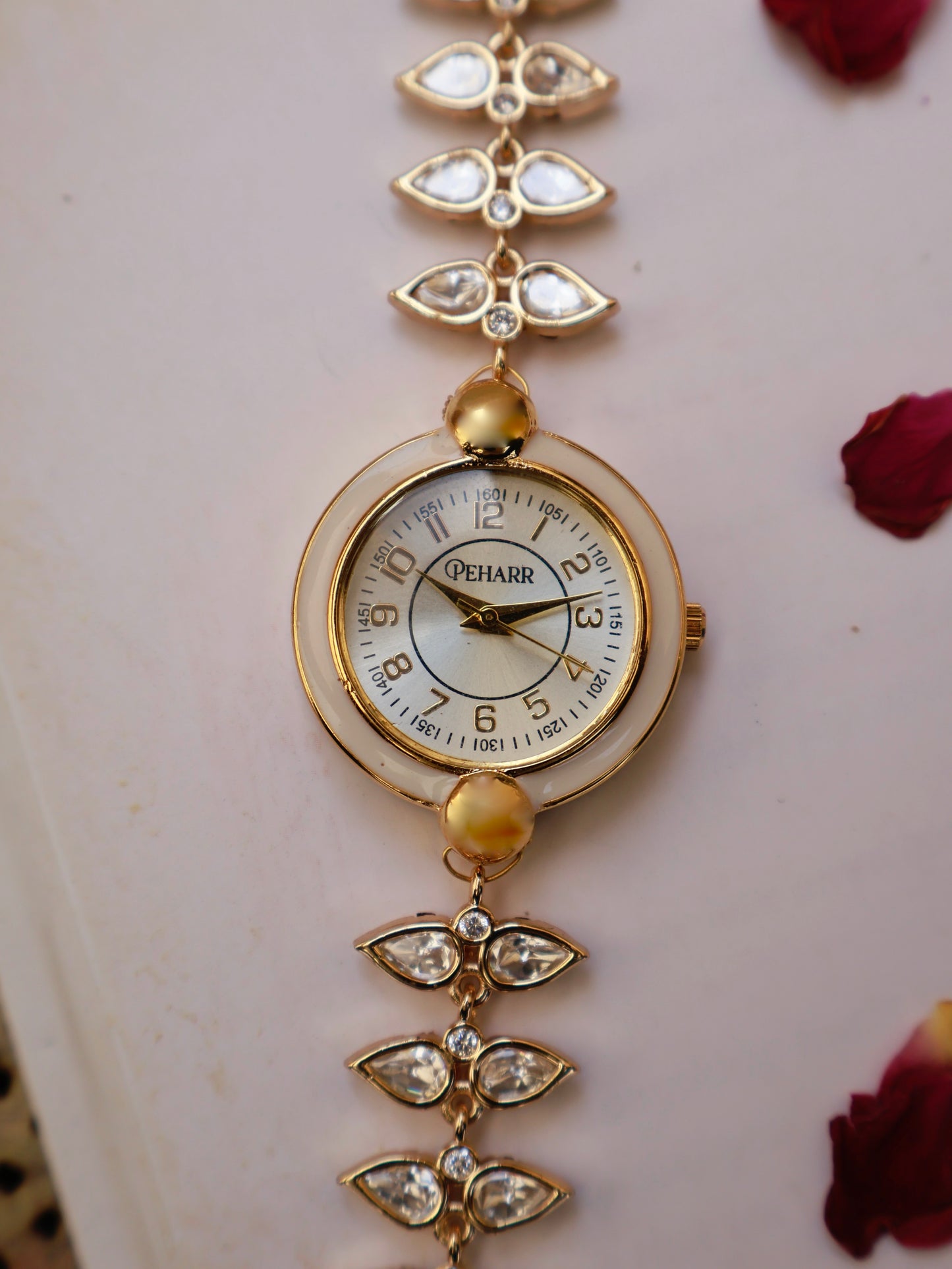 Polkis Spikes Band Wrist Watch