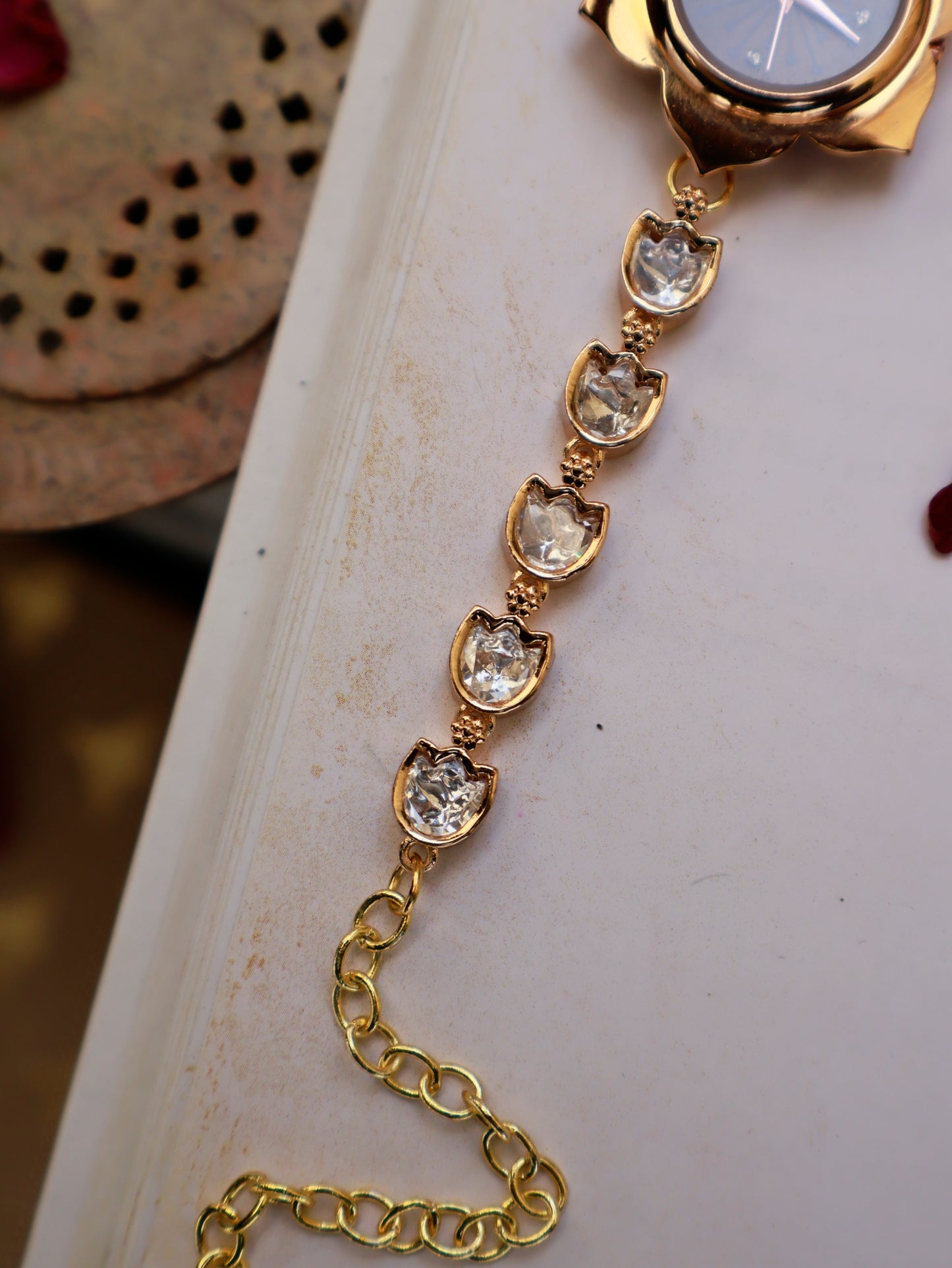 Flora Polkis Wrist Watch