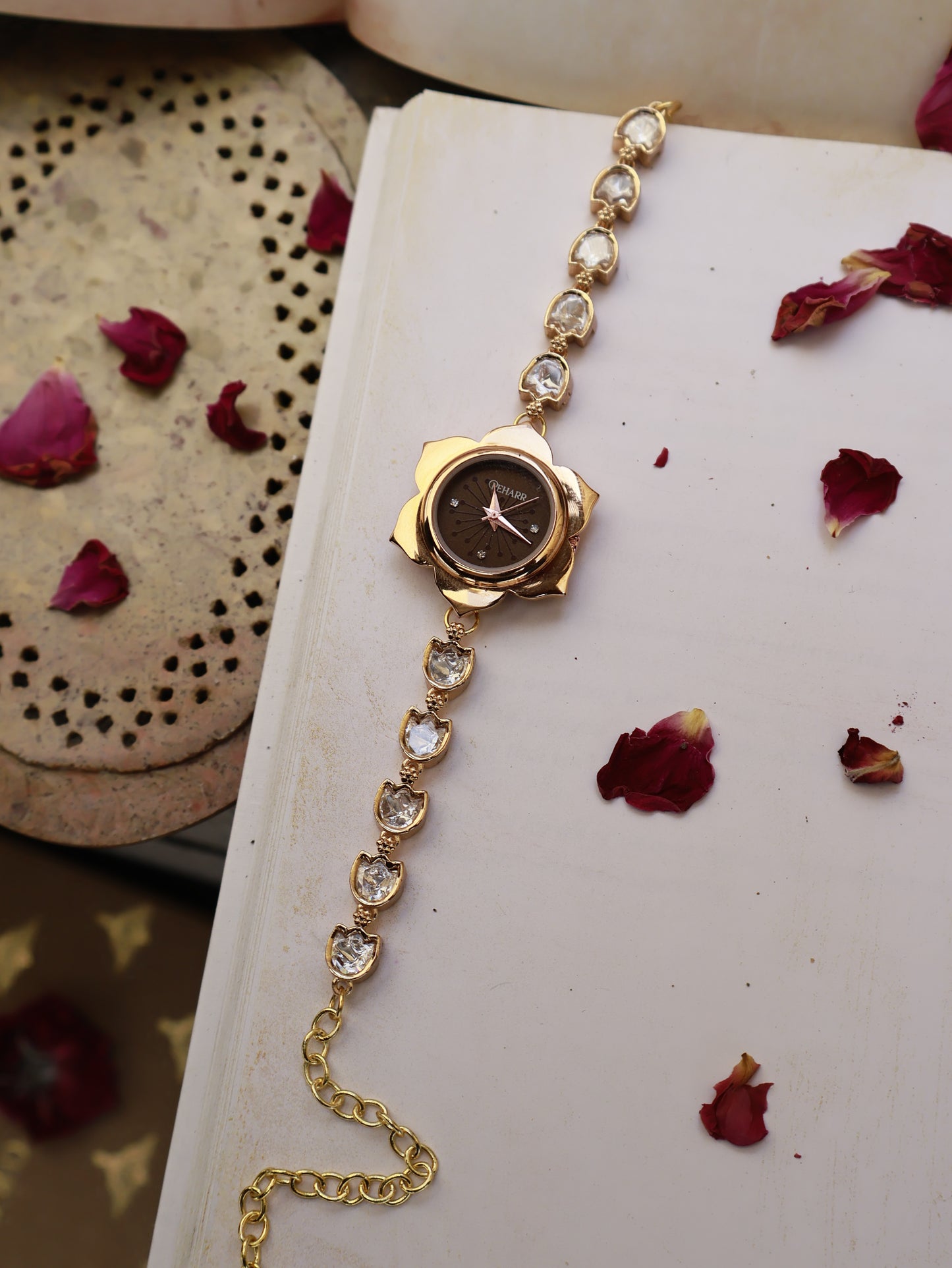 Flora Polkis Wrist Watch