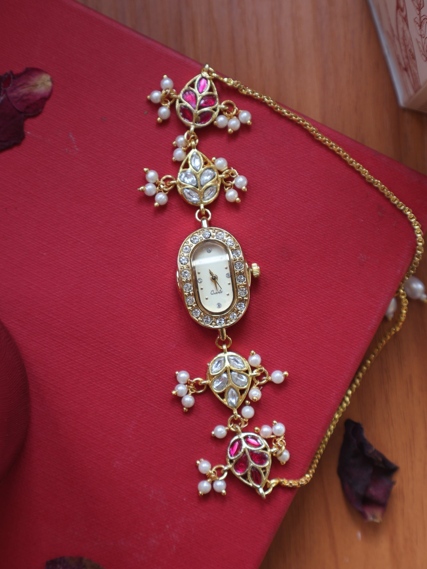 Leaf Kundan Wrist Watch
