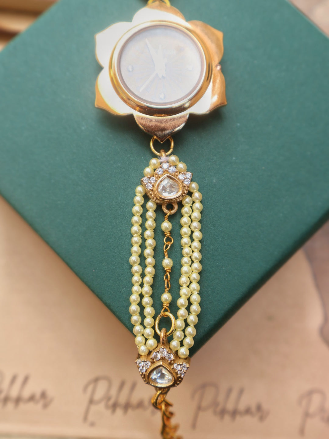 Royal Flowers Wrist Watch