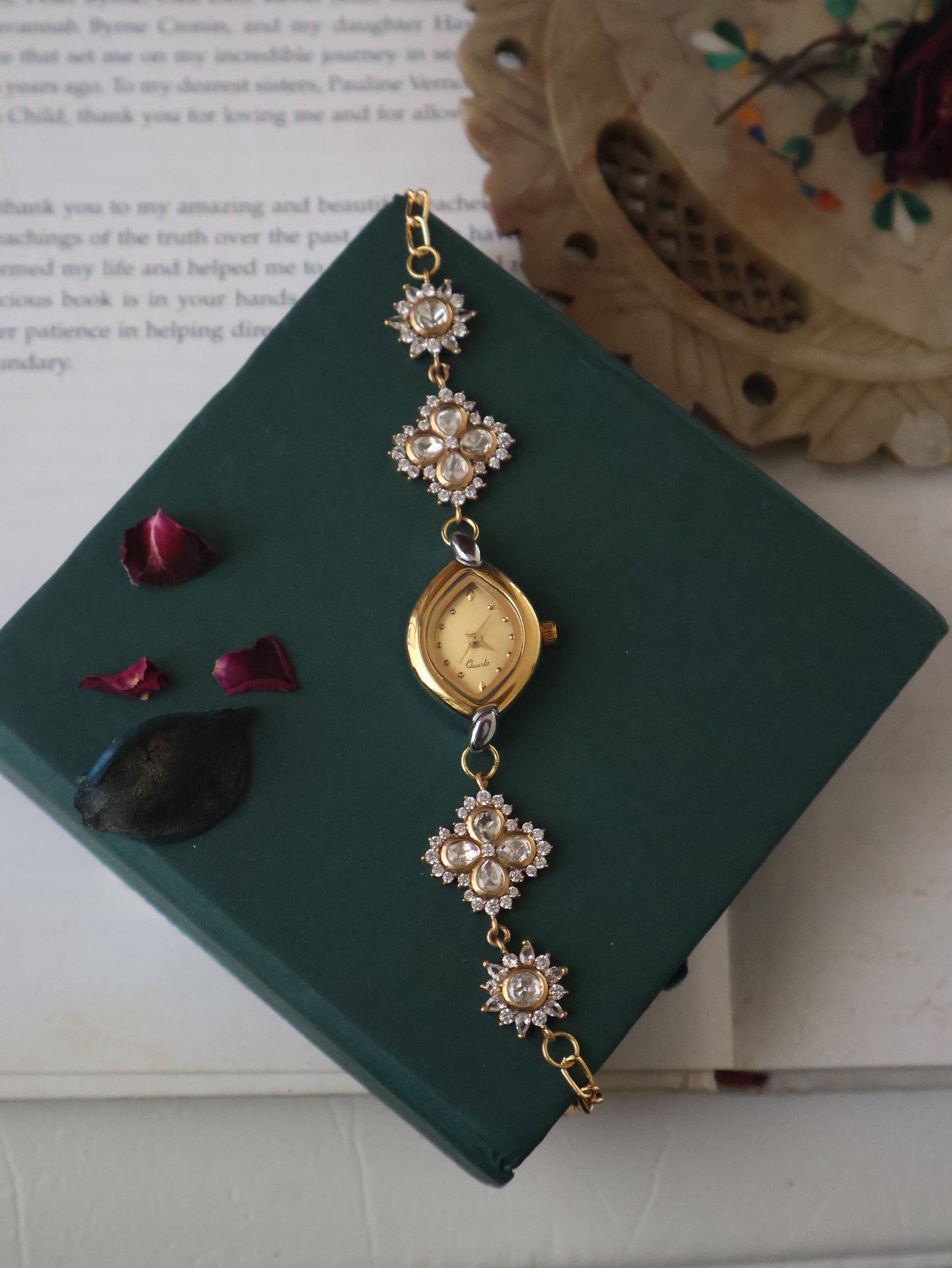 Ozel Polki Wrist Watch