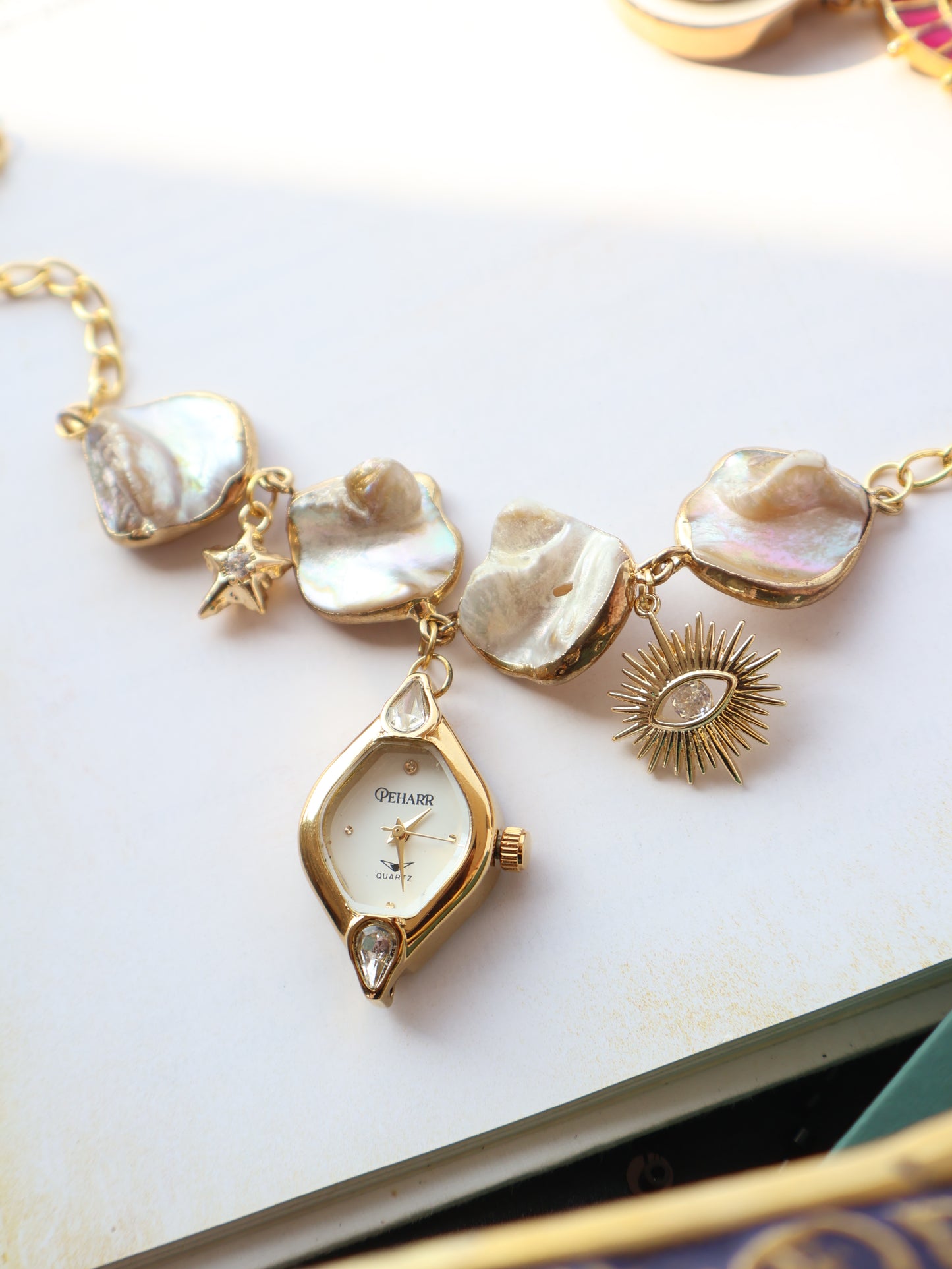 Ocean Glow  Bracelet Watch