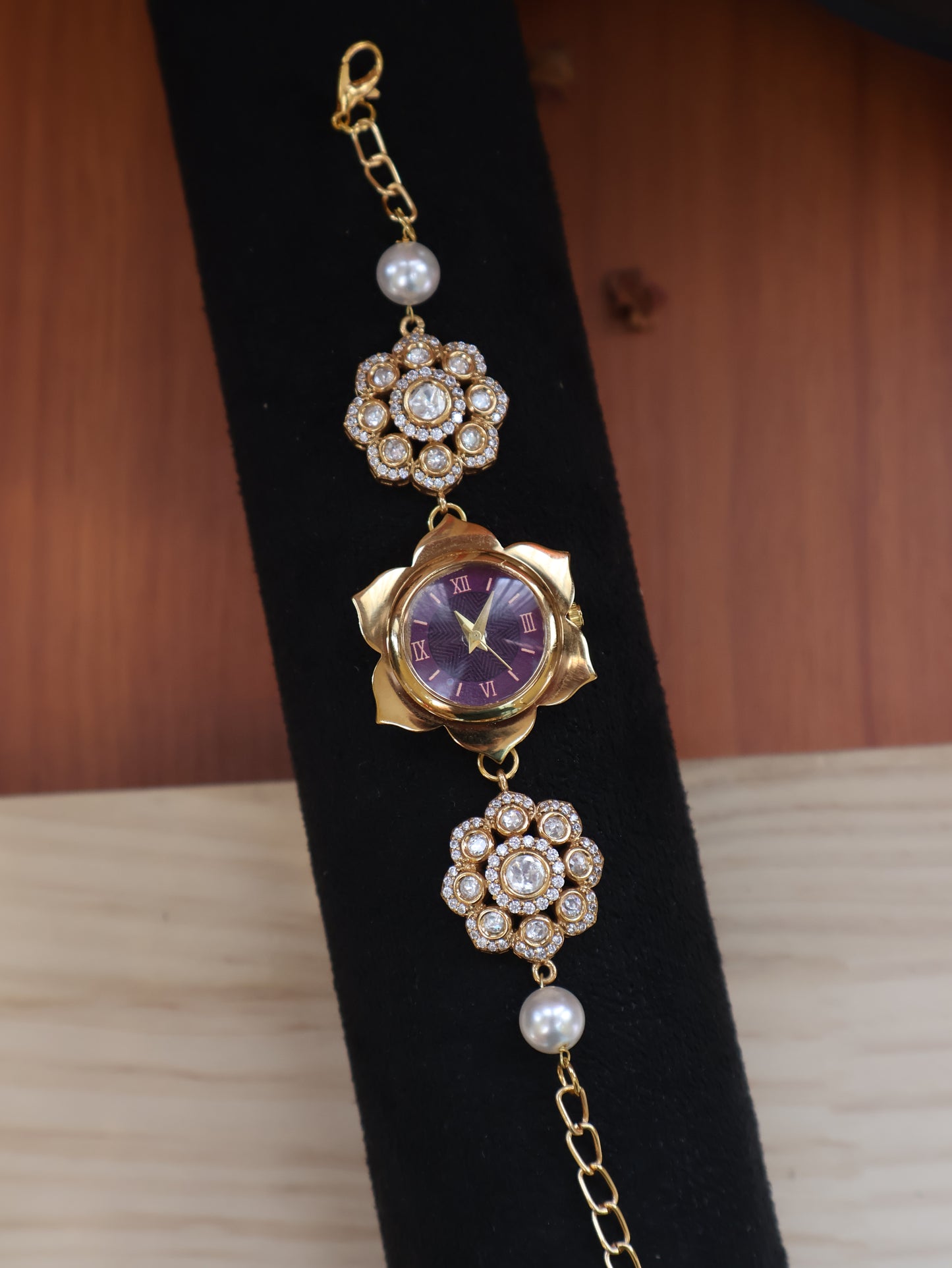 Josie Polki & Pearl Wrist Watch