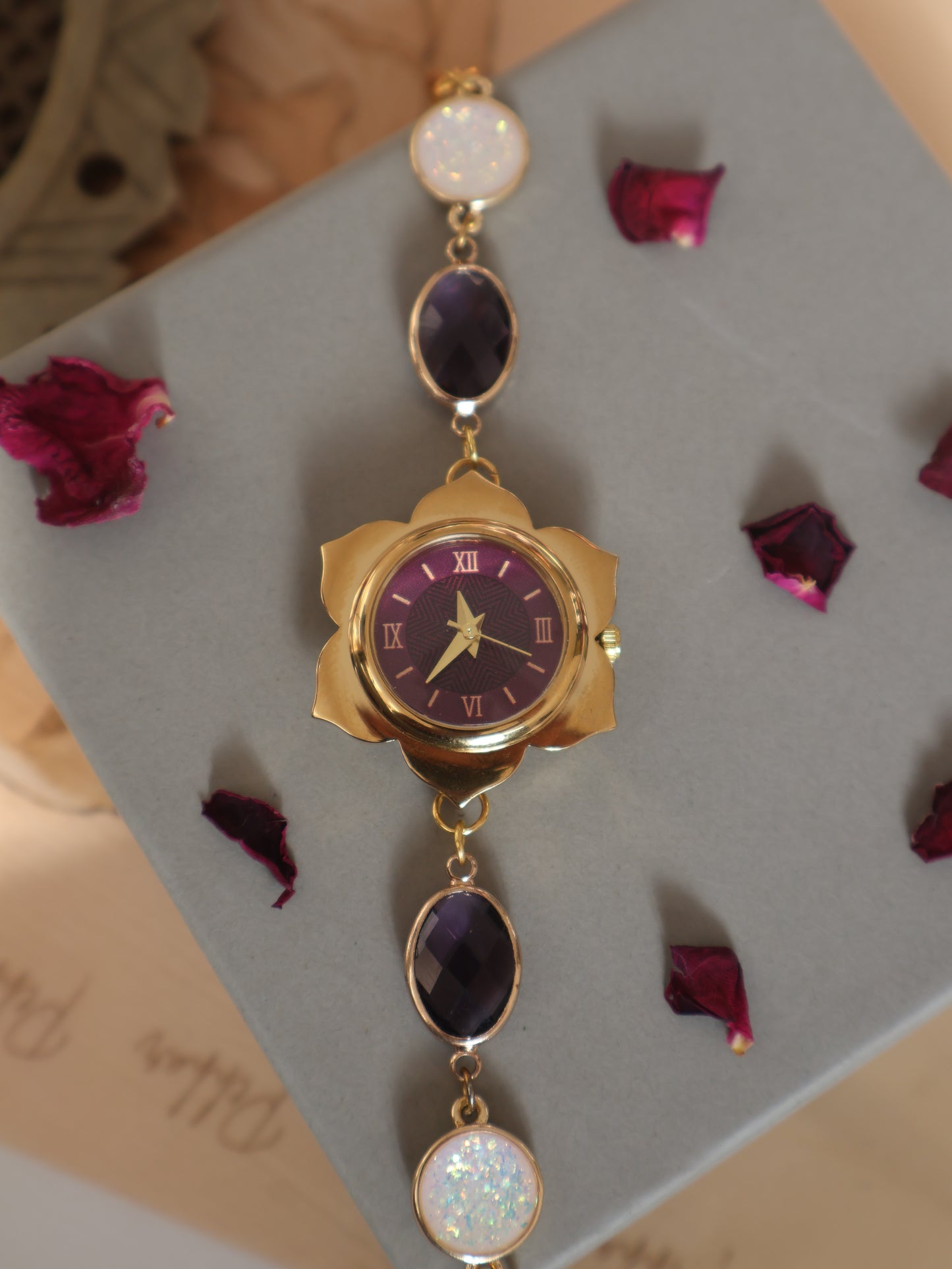 Reness Purple Wrist Watch