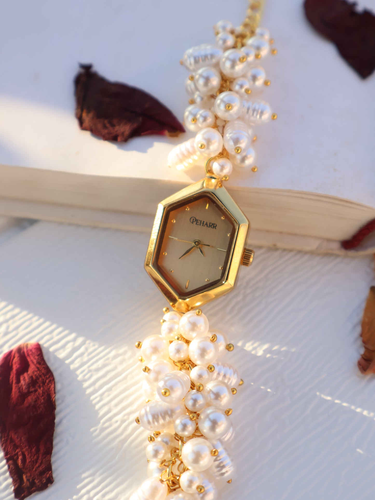 Augustus Pearl Wrist Watch